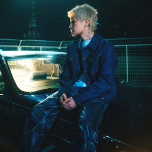 亚洲精品自在线拍
