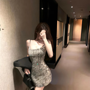 亚洲精品自在线拍
